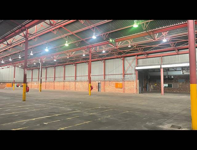 3,568M² WAREHOUSE TO LET IN PRETORIA INDUSTRIAL